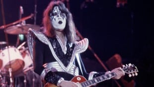 Die Familie von Ace Frehley ist „tief erschüttert und untröstlich“.