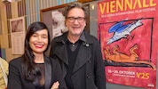Grund zum Strahlen: Direktorin Eva Sangiorgi mit Schriftsteller David Schalko bei der Eröffnung ...