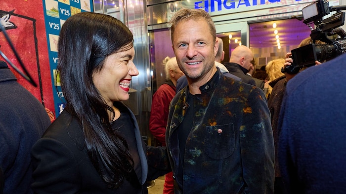 Eva Sangiorgi mit „Jedermann“ Philipp Hochmair.