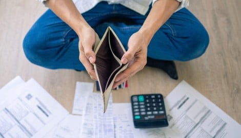 Die ständige Sorge um Geld kann uns auf Dauer ernsthaft krank machen.