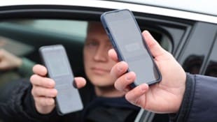 Der digitale Führerschein ist im Kommen, der Lenker in Linz hatte aber einfach ein Foto der ...