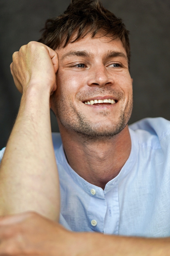 Der sympathische Schauspieler pendelt zwischen Deutschland, Spanien und Österreich.