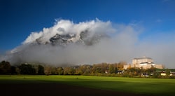 Nebel zieht auf über Trautenfels: Ab 1. Jänner ist das Schloss zwei Tage die Woche geschlossen.