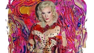 Margarita Gavrielova setzte Alfons Haider in Szene. Hier als Göttin Aphrodite. 