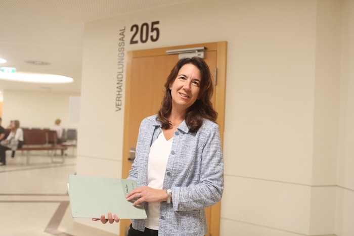 Anwältin Anita Schattner verteidigt die Seniorin.