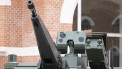 „Skyranger“- Fliegerabwehr, montiert auf einem Radpanzer: Neun derartige Systeme sind für ...