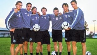 Jürgen Säumel (li.) mit Mitja Mörec (2. v. li.) 2004 bei Sturm.
