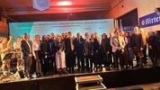 Mit Kärntner Heimatlied und Bundeshymne wurde der offizielle Teil der Geburtstagsparty beendet.