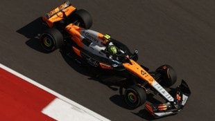 McLaren-Ass Lando Norris auf der Fahrt zur Bestzeit im einzigen Training für den USA-GP