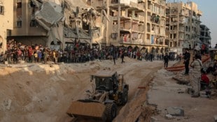 Die Terrororganisation Hamas hat laut eigener Aussage Schwierigkeiten damit, die restlichen ...