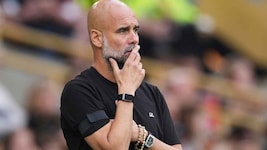 Pep Guardiola grübelt: Ob sein Klub 100 Millionen Euro für einen 17-Jährigen lockermacht?