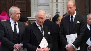 Prinz Andrew soll von König Charles und Prinz William in die Enge getrieben worden sein: Der ...