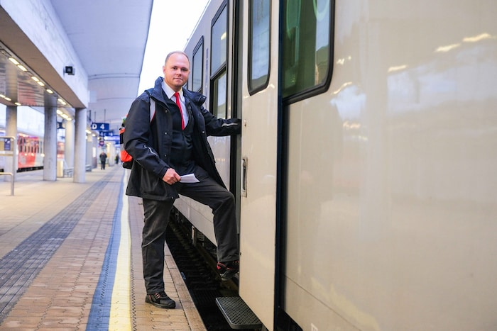 10 Stunden war Wimmer am Tag unseres Besuchs unterwegs, spulte 450 Schienenkilometer ab.