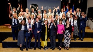 Feierliche Sponsion der Absolventen der SeniorInnenUni am IMC in Krems.