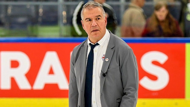 Hat für die Krise noch keine Lösungen: Cheftrainer Manny Viveiros.