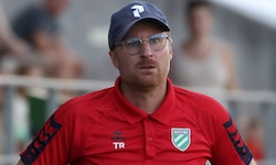 Kann es selbst nicht glauben: Grünau-Coach Christoph Knaus.