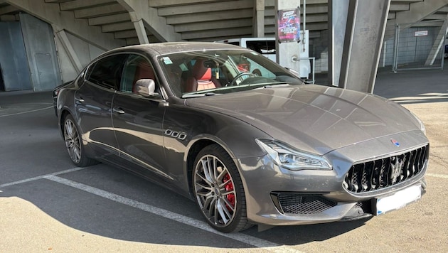 Der Klub hat kaum Kohle – aber der Geschäftsführer parkt seinen Maserati vor dem Stadion.