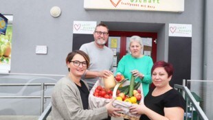 Bürgermeister Wöhl ist stolz auf das engagierte Team, das überall hilft, wo es kann.