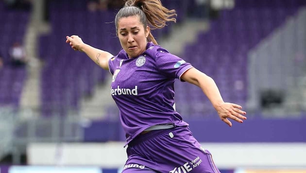 Austria-Torschtzin Yvonne Weilharter