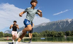 4140,43 Euro wurden Runde um Runde um den Innsbrucker Baggersee für den Verein „Zebrakinder“ von ...