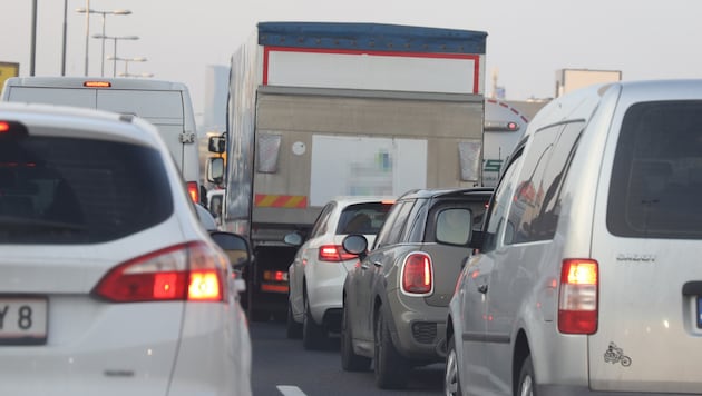 Anyone who knows the Tangente is used to traffic jams - but not to this extent and certainly not ...