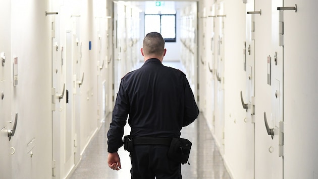 Jetzt sitzt der 21-jährige Schlepper in der Justizanstalt Eisenstadt.