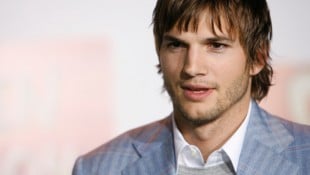 Er ist reich, erfolgreich – und einfach zu gut aussehend!