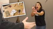 Gegenstände aus der Handtasche können im Ernstfall als Waffe gegen einen Angreifer dienen – die ...