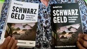 Der Mödlinger Gerhard Levy präsentiert Teil zwei seines kurzweiligen Steuerkrimis.