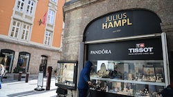 Beim bekannten Juwelier in der Innsbrucker Altstadt stach einem Tiroler ein Ring ins Auge.