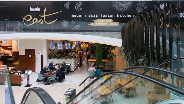 Im Obergeschoss kündigt sich der Neubeginn bereits an: Der Name hat sich allerdings noch einmal ...