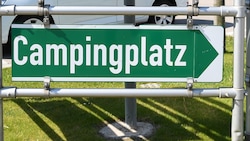 Unerwarteter Gewaltausbruch auf einem Campingplatz. Die Polizei Eberndorf ermittelt.