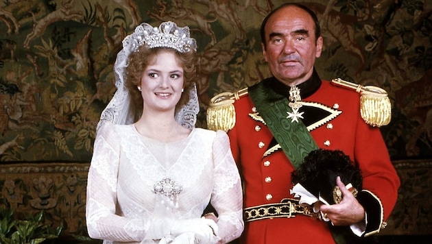Fürstin Gloria von Thurn und Taxis trug bei ihrer Hochzeit mit Johannes Fürst von Thurn und ...