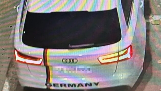 Der Lenker dieses auffälligen Wagens wird gesucht.