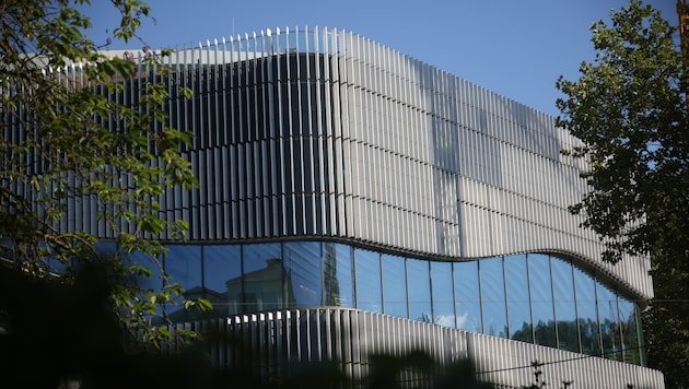 Das Bad öffnet offiziell wieder am 14. November.