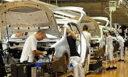 Volkswagen bereitet offenbar einen Produktionsstopp im Hauptwerk in Wolfsburg vor. (Archivbild)