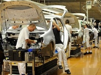 Volkswagen bereitet offenbar einen Produktionsstopp im Hauptwerk in Wolfsburg vor. (Archivbild)