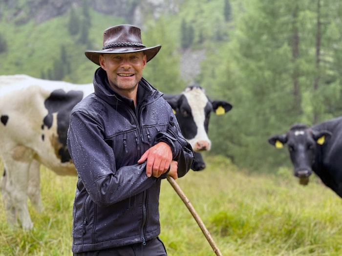 Hannes Royer ist Bio-Bergbauer und Gründer von Land schafft Leben.