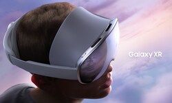 Die Akkulaufzeit des rund 550 Gramm schweren Headsets gibt Samsung mit bis zu 2,5 Stunden an.