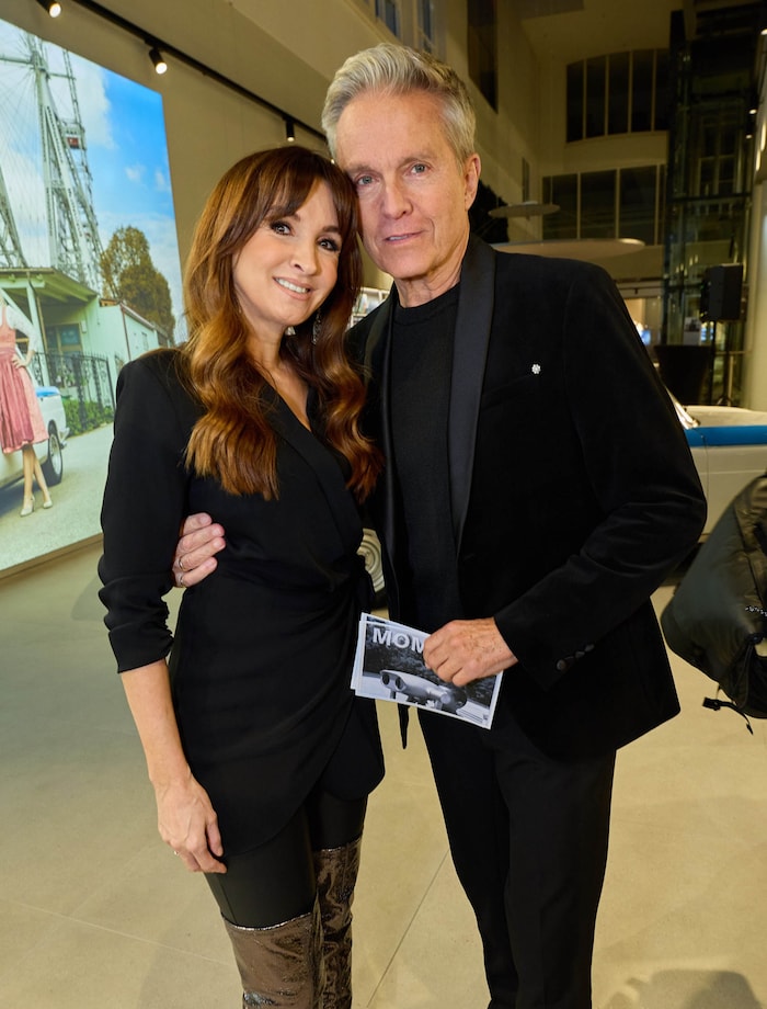 Nelly Baumann mit dem Moderator des Abends, Alfons Haider.