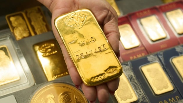 Zu Wochenbeginn lag der Goldpreis auf einem Rekordhoch, am Dienstag folgte der Absturz und am ...