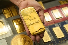Zu Wochenbeginn lag der Goldpreis auf einem Rekordhoch, am Dienstag folgte der Absturz und am ...