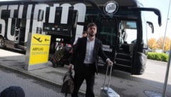 Otar Kiteishvili und Sturm hoben am Dienstag Nachmittag nach Schottland ab.