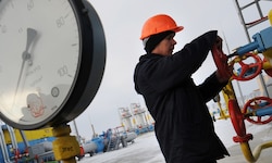 Wegen dem EU-Lieferkettengesetz drohen eine Verknappung von Gas in Europa und deutlich höhere ...