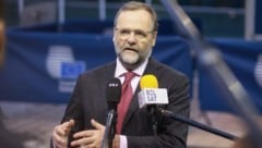 NEOS-Staatssekretär Sepp Schellhorn ist über die Abstimmung im EU-Parlament entsetzt.