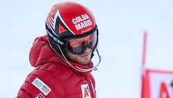 Christian Hirschbühl hängt seine Skier an den Nagel.