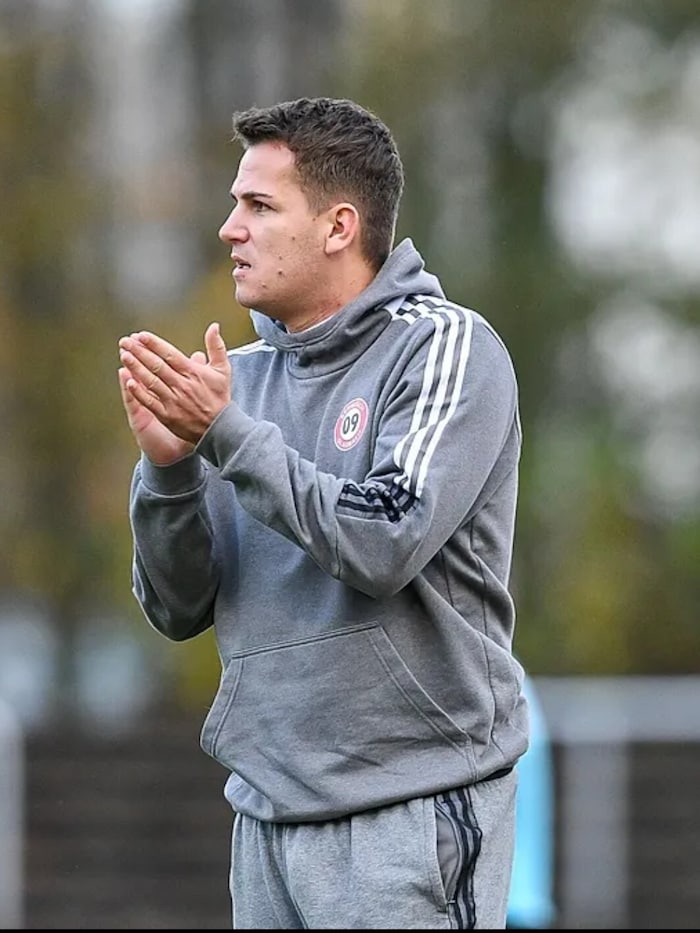 Helge Hohl als Coach (damals Bergisch Gladbach 09)