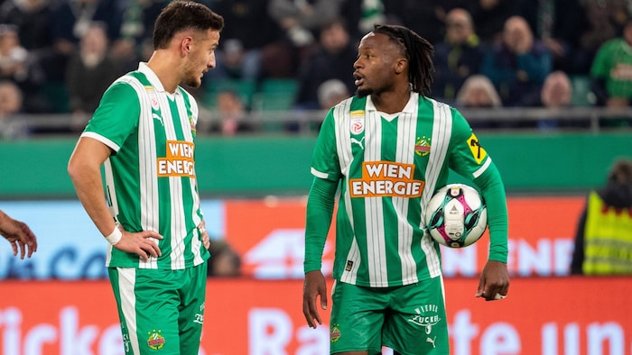 Claudy Mbuyi mit Ercan Kara