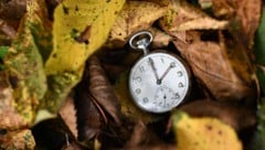 In der Nacht vom 24. auf den 25. Oktober endet die Sommerzeit, die Uhren werden um drei Uhr auf ...