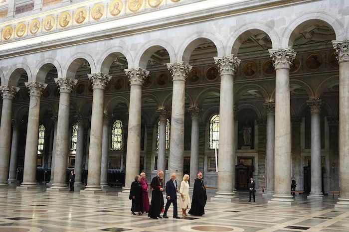 Das Königspaar in der päpstlichen Basilika und Abtei St. Paul vor der Mauer